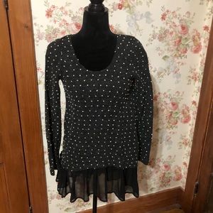 A’reave open back sweater